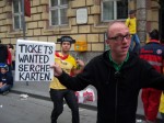 Dateiname=13_Karten_heiß_begehrt-leider_konnten_wir_nicht_helfen.jpg
Dateigröße=200KB
Abmessungen: 473x355
hinzugefügt am: 18. Juni 2008 13_Karten_heiß_begehrt-leider_konnten_wir_nicht_helfen.jpg