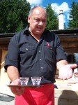 Dateiname=20_Zum_Schluss_a_Wasserschnapsl_vom_Kasermandl_Hüttenwirt.jpg
Dateigröße=142KB
Abmessungen: 266x355
hinzugefügt am: 17. Juli 2008 20_Zum_Schluss_a_Wasserschnapsl_vom_Kasermandl_Hüttenwirt.jpg
