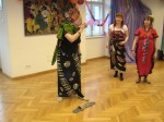 Dateiname=27_Mama_Afrika_versuchst_mit_magischer_Beschwörung.jpg
Dateigröße=198KB
Abmessungen: 473x355
hinzugefügt am: 06. Februar 2008 27_Mama_Afrika_versuchst_mit_magischer_Beschwörung.jpg