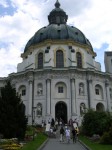 Dateiname=7_Stattlicher_Kirchenbau_Benediktinerabtei_Ettal.jpg
Dateigröße=110KB
Abmessungen: 266x355
hinzugefügt am: 20. Juli 2007 7_Stattlicher_Kirchenbau_Benediktinerabtei_Ettal.jpg
